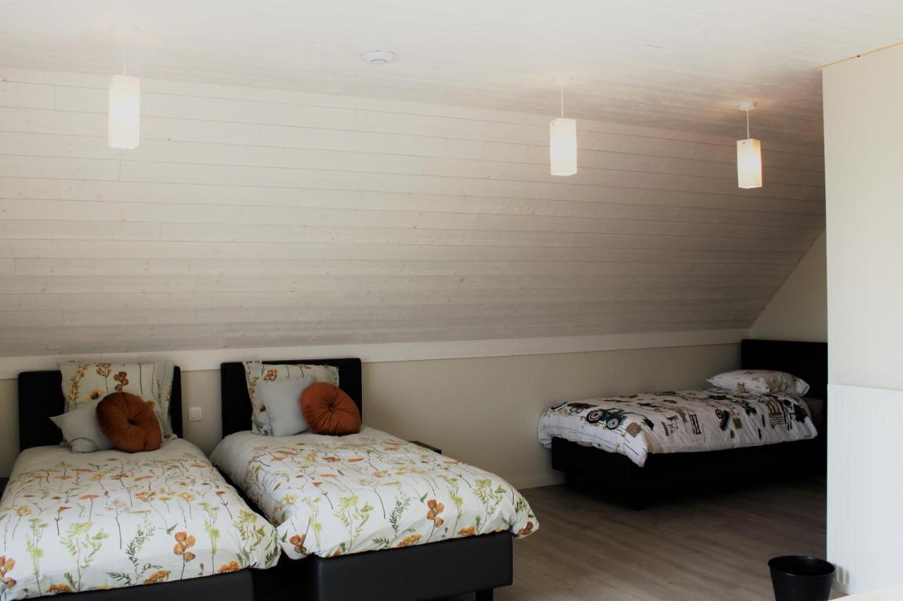 フールネ Bibi'S Boerderij Bed & Breakfast エクステリア 写真